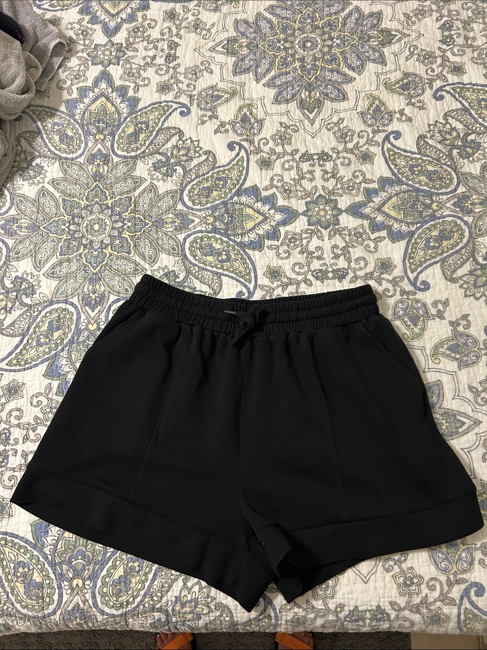 High-Waist Black Women's Pull-On Shorts with Drawstring
